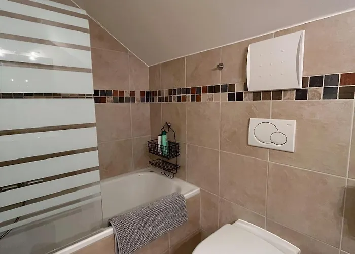 La Clemonie Nocleg ze śniadaniem Arzier