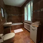 La Clemonie Nocleg ze śniadaniem Arzier